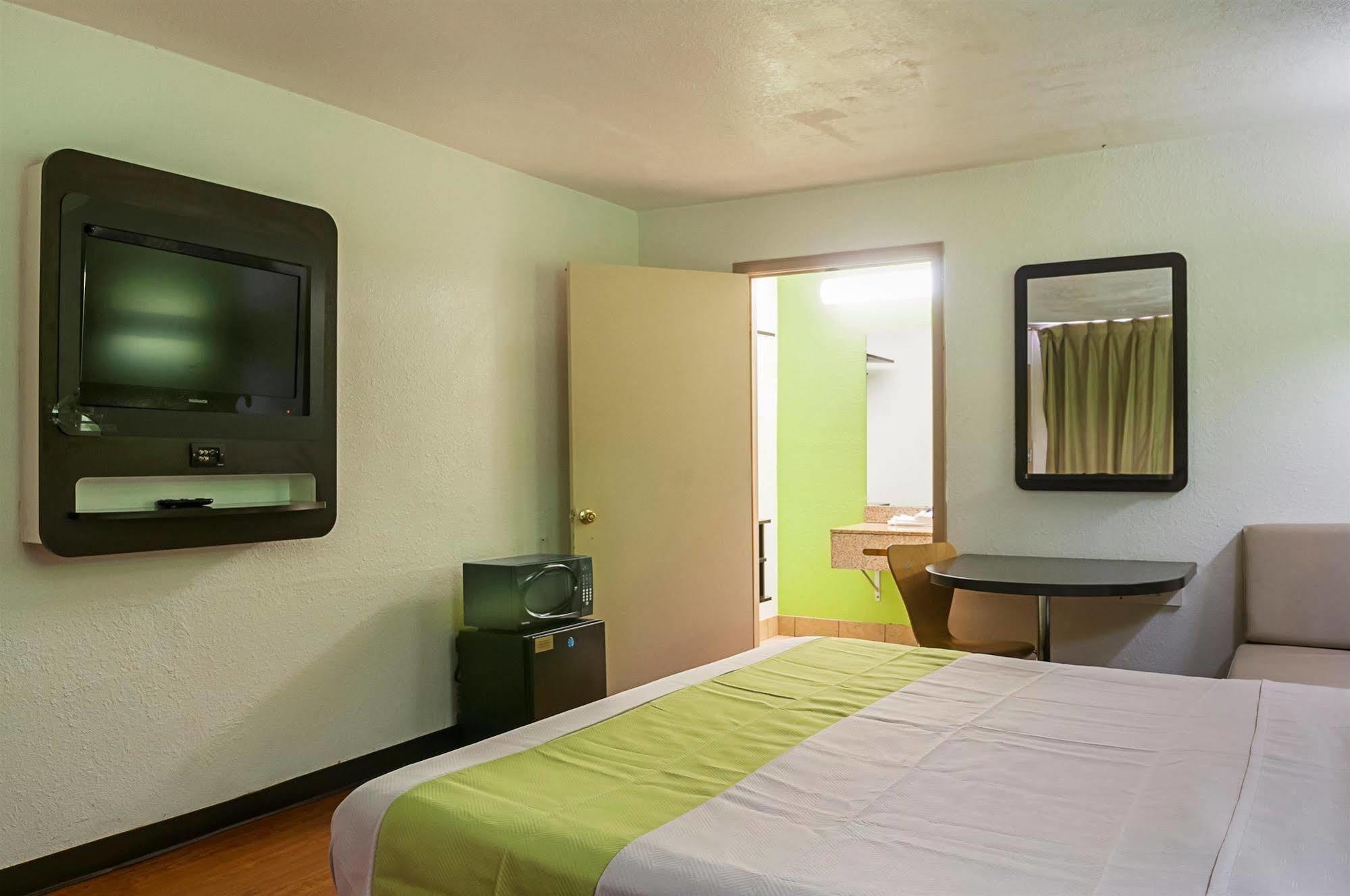 Red Roof Inn New Orleans - Westbank Harvey Εξωτερικό φωτογραφία