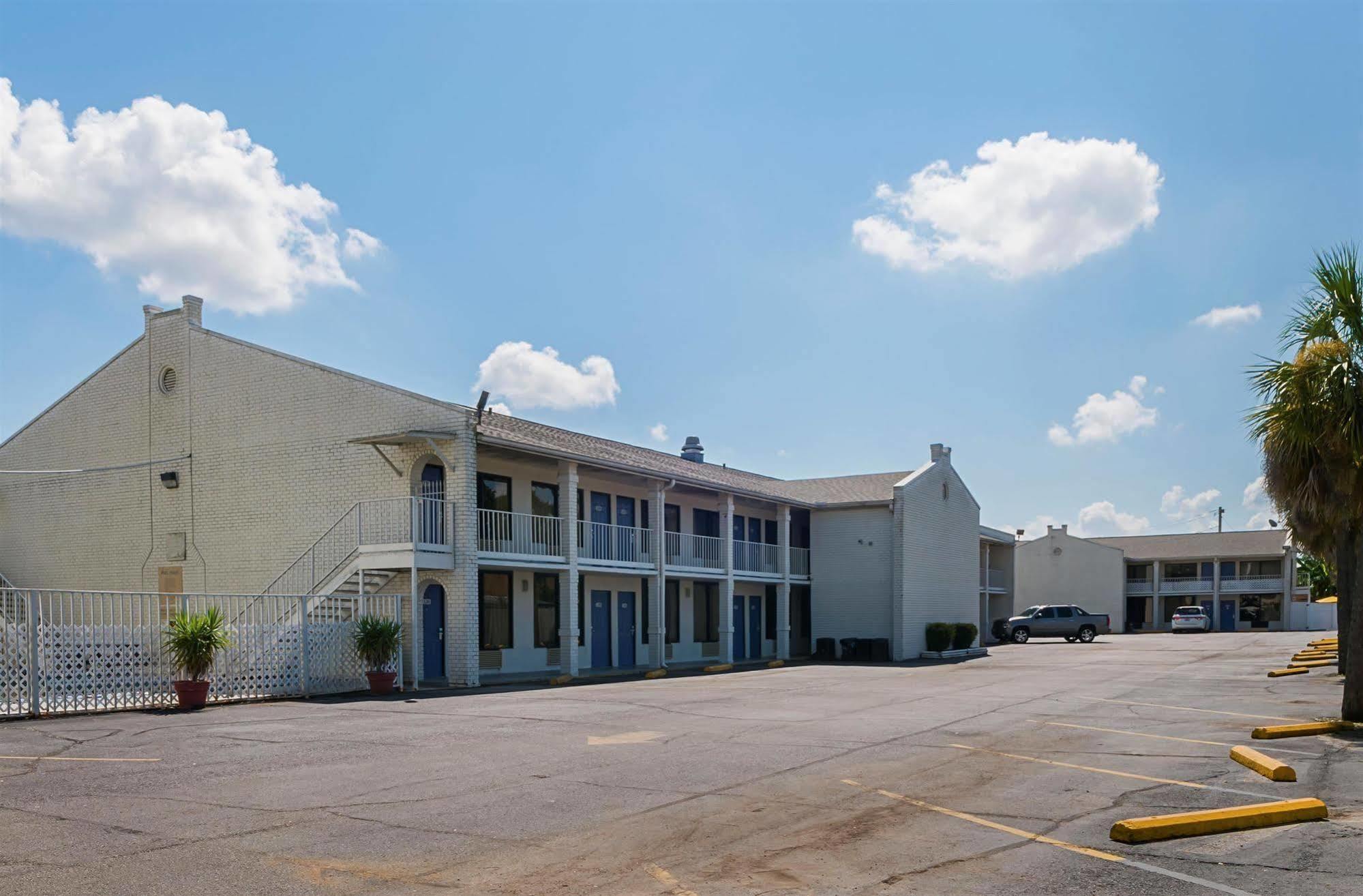 Red Roof Inn New Orleans - Westbank Harvey Εξωτερικό φωτογραφία